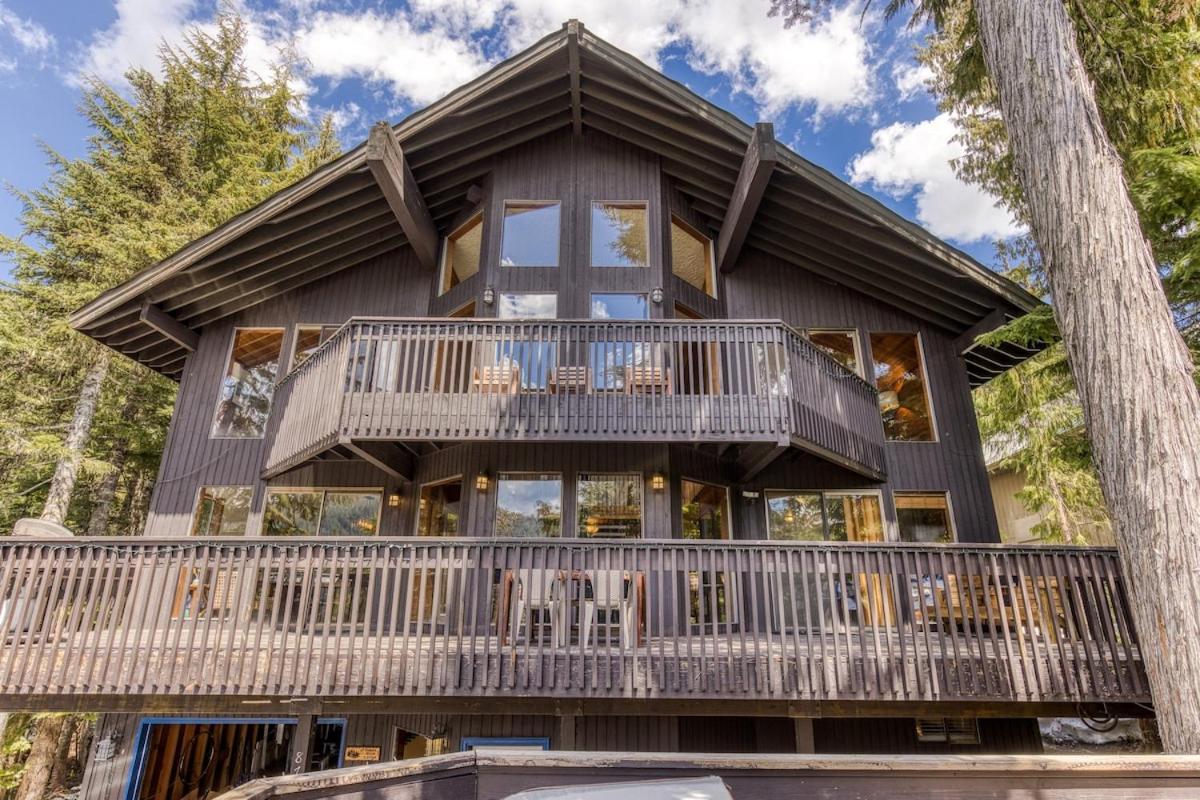 Great Blue Lodge - Spacious Ski Lodge, Hot Tub, Sauna, Game Room & More Government Camp Ngoại thất bức ảnh